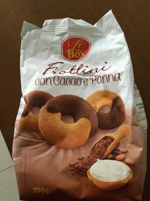 Frollini con cacao e panna