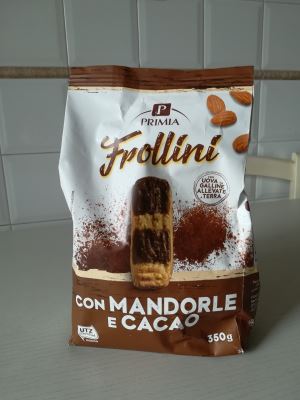 Frollini con mandorle e cacao 
