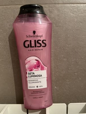 Shampoo illuminante