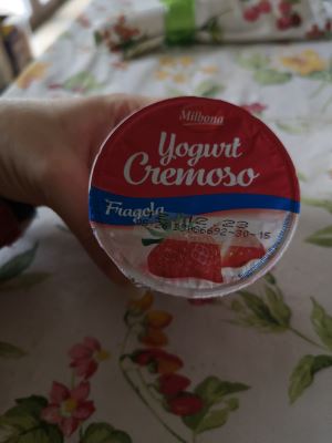 Yogurt cremoso fragola 
