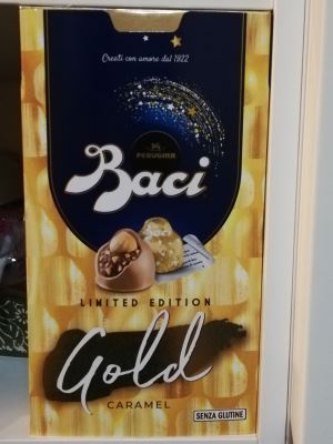 Baci gold caramel