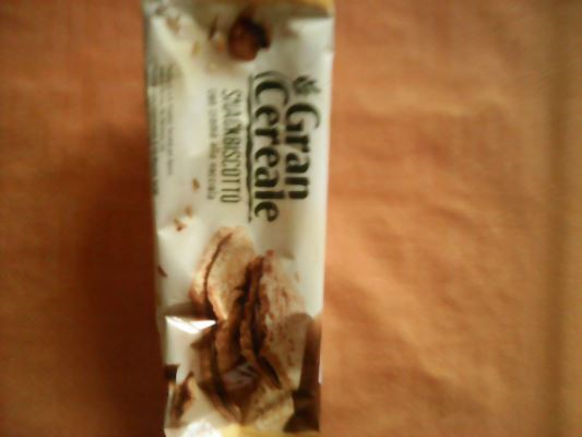 Gran cereale Snackbiscotto con crema alla nocciola