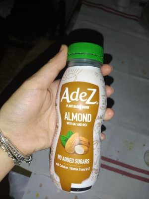 Adez mandorla