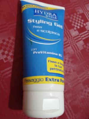 Styling gel