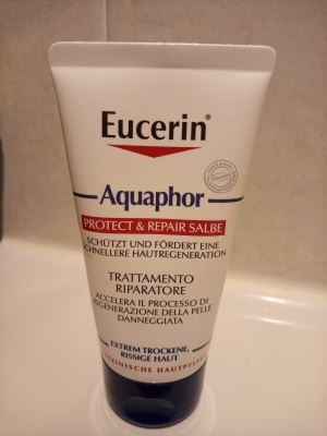 Aquaphor trattamento riparatore