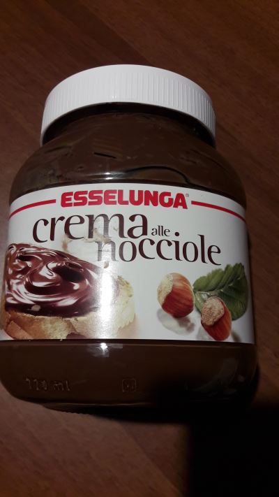 Crema alle nocciole