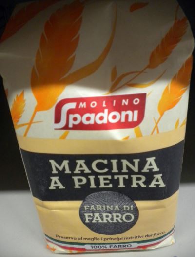 Farina di farro macinata a pietra 