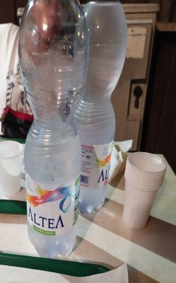 Acqua minerale - leggermente frizzante