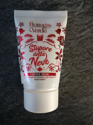 Stupore della neve crema mani