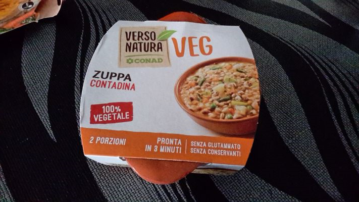 Zuppa contadina verso natura 