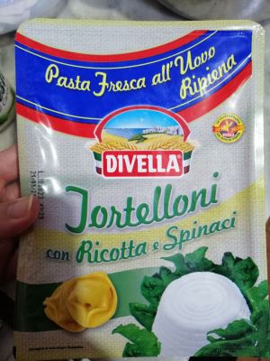 tortelloni ricotta e spinaci