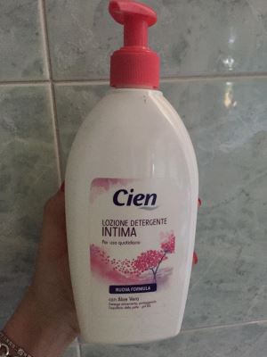 Lozione detergente intima