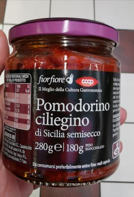 Pomodoro ciliegino di Sicilia semisecco