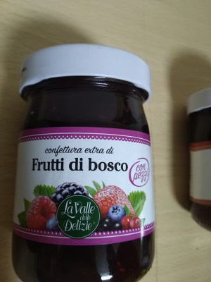 Confettura extra di frutti di bosco