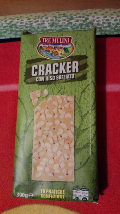 Cracker con riso soffiato
