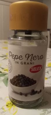 Pepe nero in grani