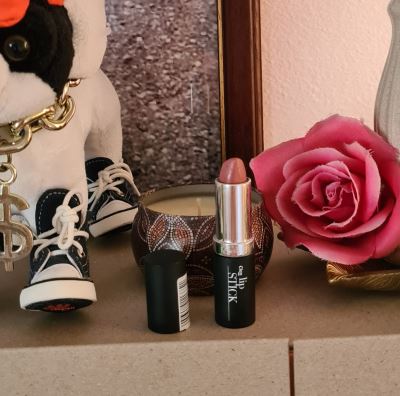 Lip Stick 