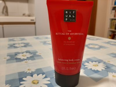 Balancing body cream