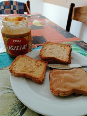 Crema di arachidi