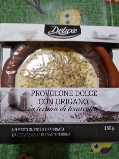Provolone dolce con origano