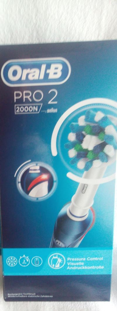 PRO 2 2000N Spazzolino elettrico