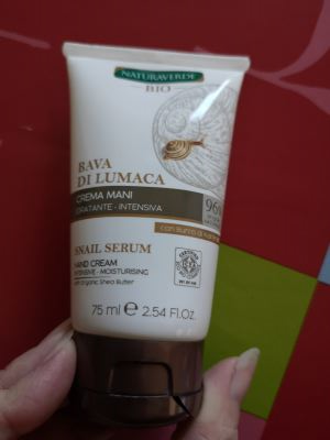 Crema mani