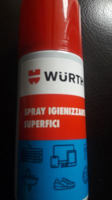Spray igienizzante per superfici