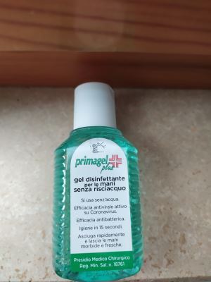 Gel disinfettante per le mani senza risciacquo
