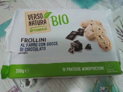 Frollini al farro con gocce di cioccolato