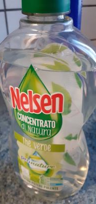 Detersivo piatti al te verde