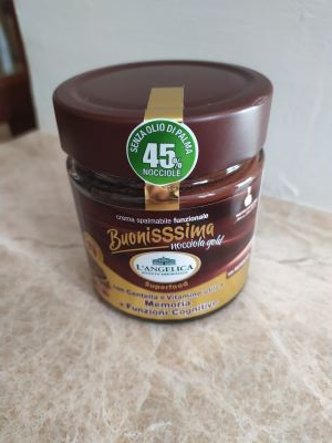 Crema spalmabile funzionale alla nocciola