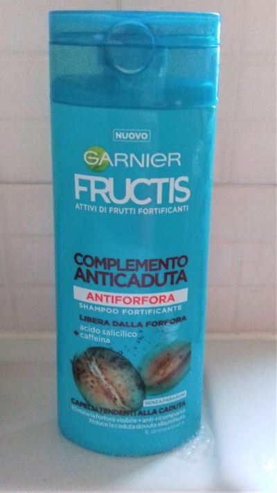 Fuctis shampoo fortificante antiforfora complemento anticaduta -  caffeina ed acido salicilico