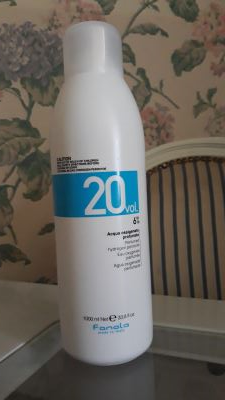 Acqua ossigenata profumata 6% 20 volumi