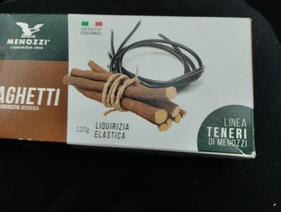 Spaghetti di liquirizia morbida 