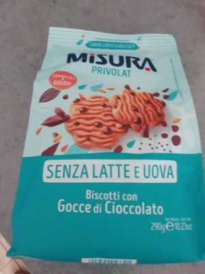 Biscotti con gocce di cioccolato  senza latte e uova