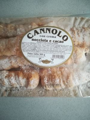 Cannolo con crema nocciola e cacao