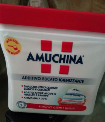 Additivo disinfettante da bucato