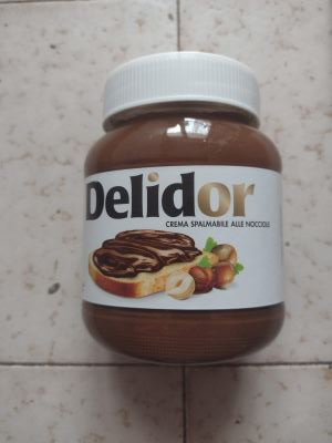 Crema spalmabile alle nocciole