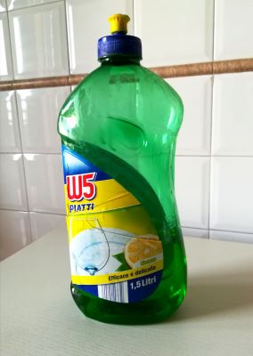 Detergente piatti limone