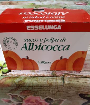 Succo di frutta albicocca