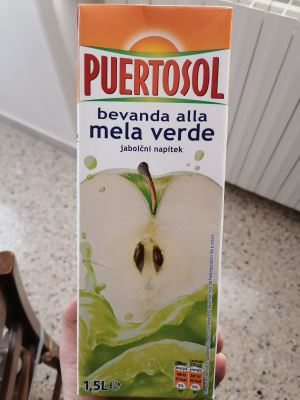 Bevanda alla mela verde