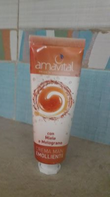 Crema mani amavital