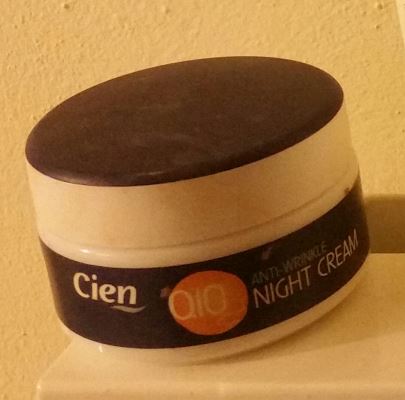 Q 10 NIGHT CREAM