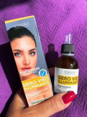 Siero viso illuminante
