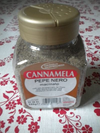 Pepe nero