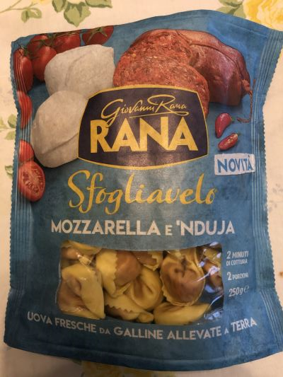 Sfogliavelo mozzarella e ‘ nduja 